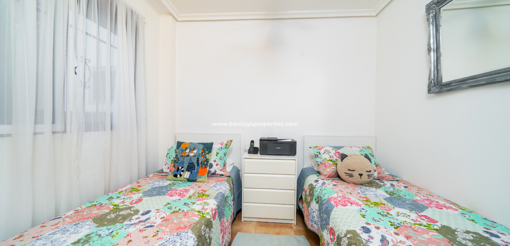 Resale - Detached - Urb. La Marina