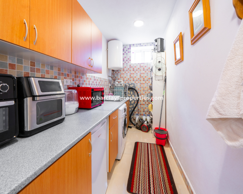 Resale - Detached - Urb. La Marina