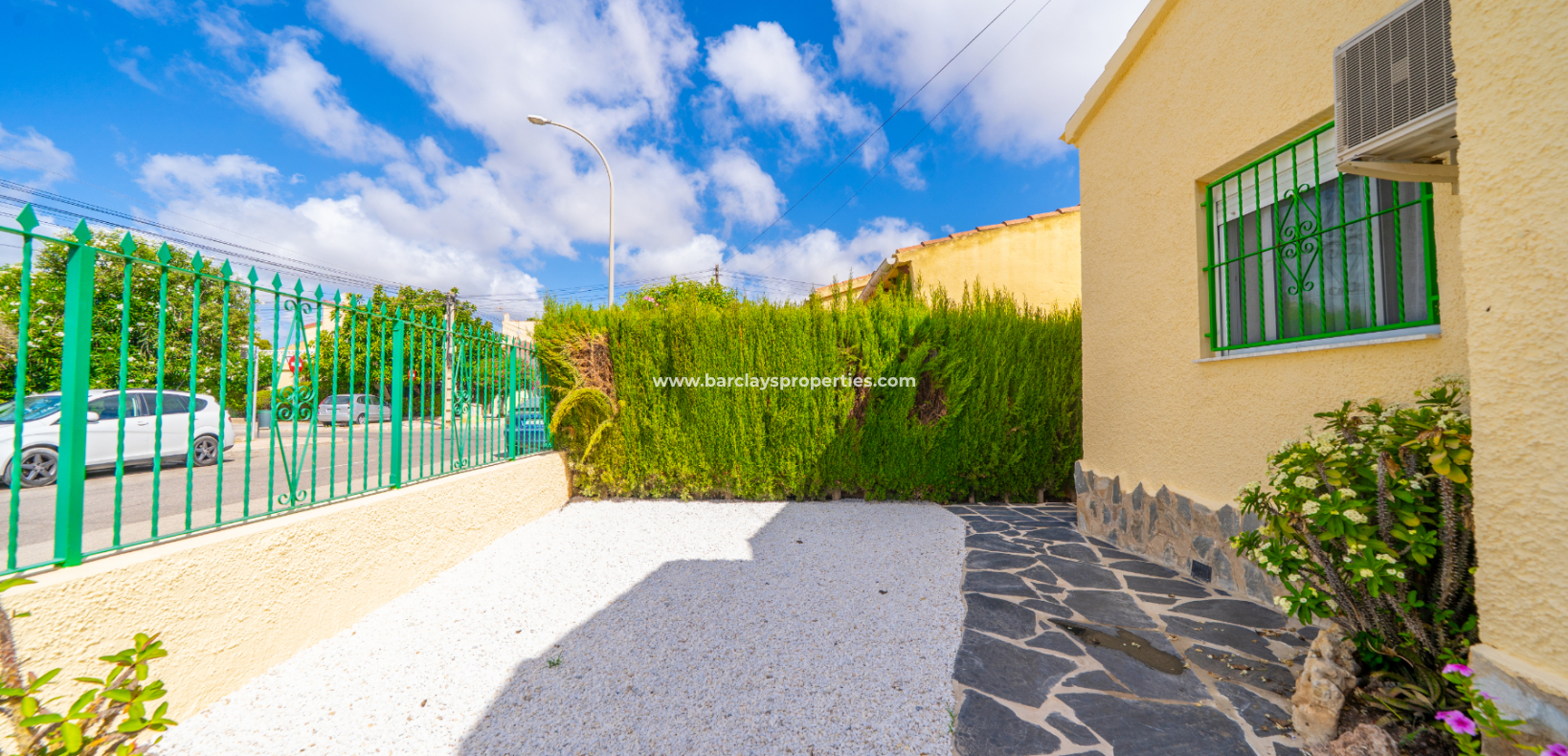 Resale - Detached - Urb. La Marina