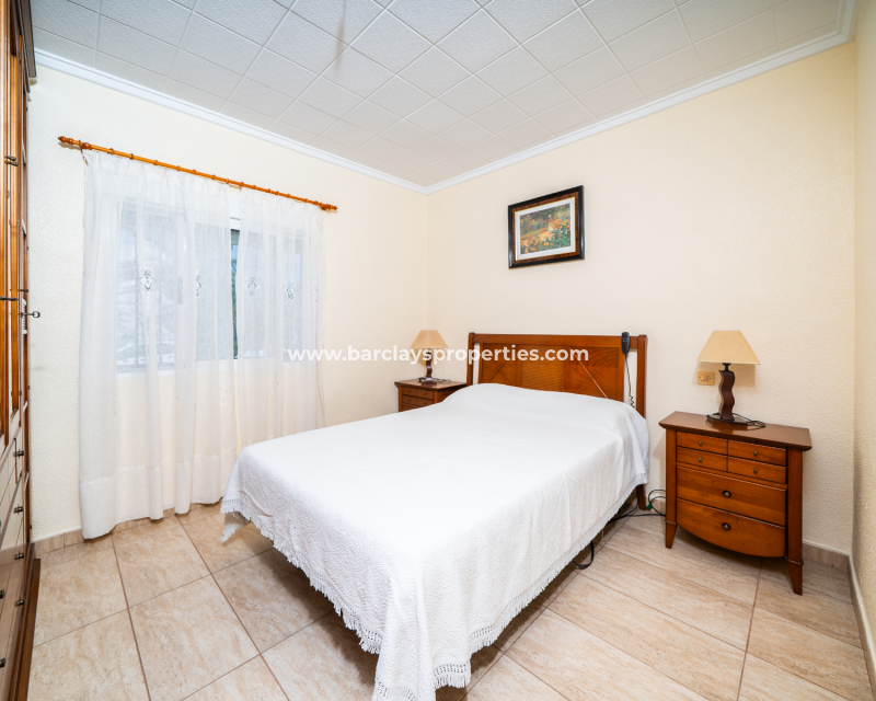 Resale - Detached - Urb. La Marina
