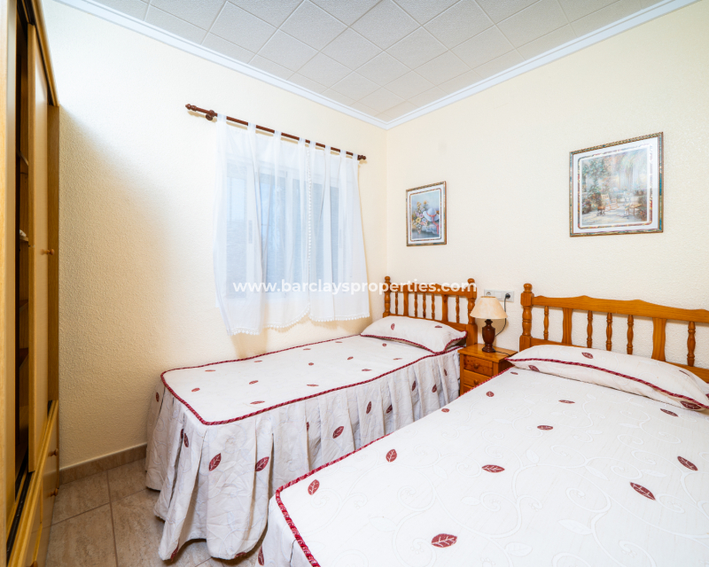 Resale - Detached - Urb. La Marina