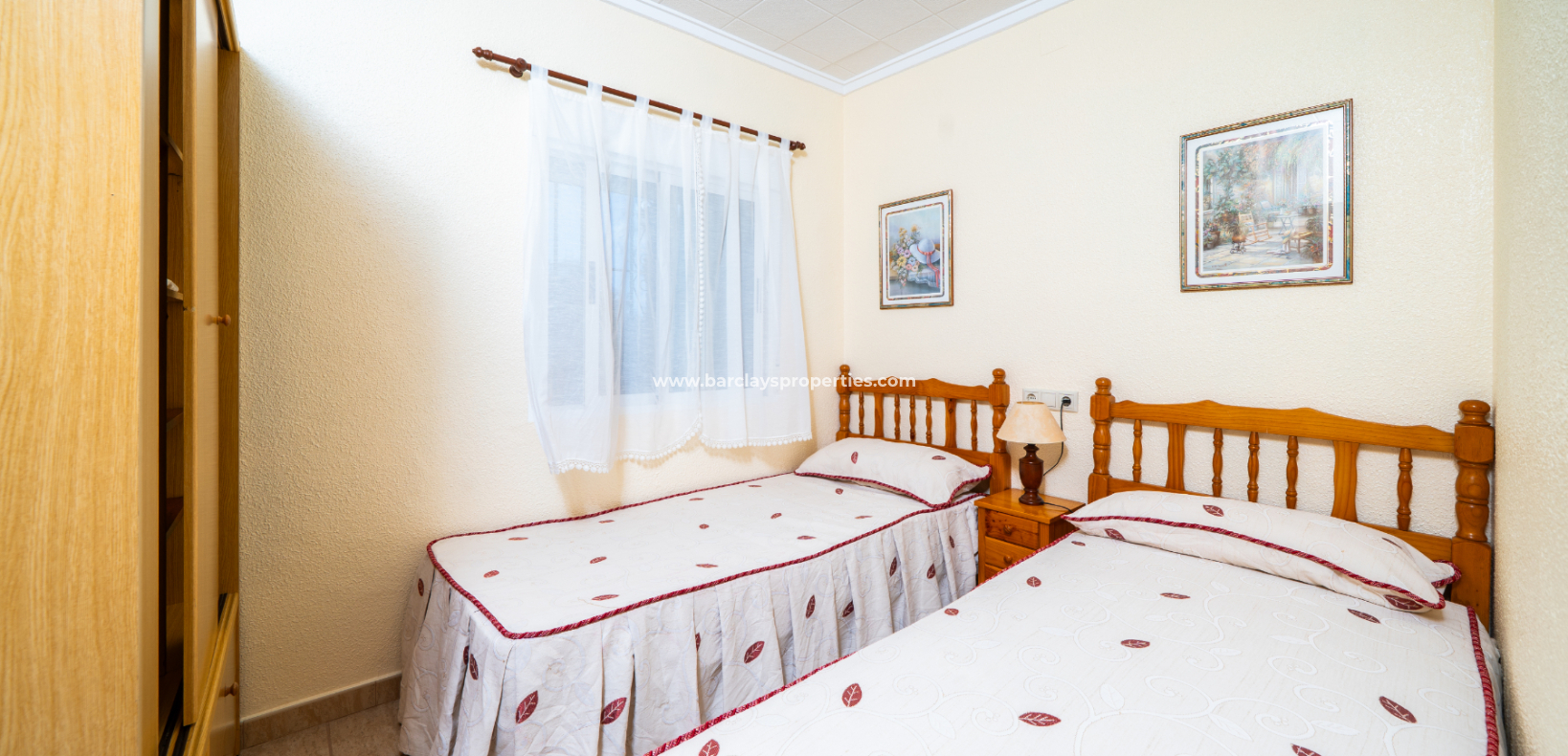 Resale - Detached - Urb. La Marina