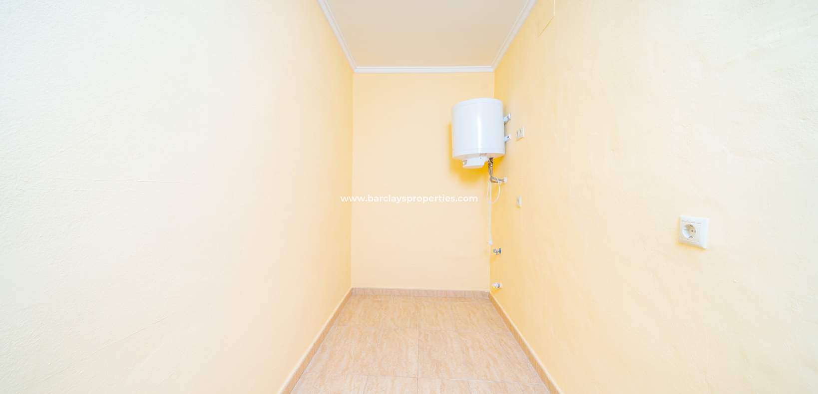 Resale - Detached - Urb. La Marina