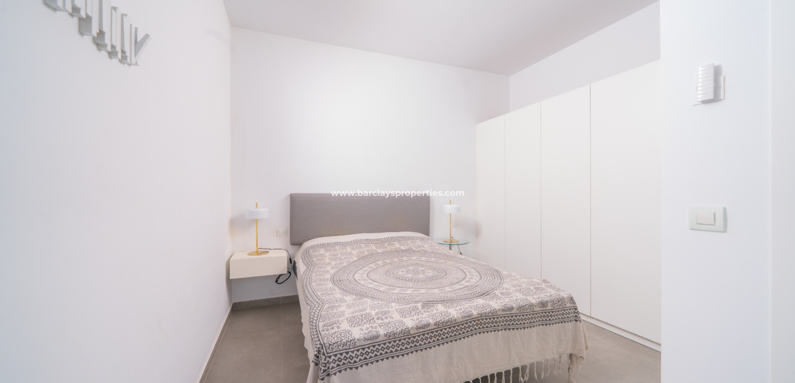 Resale - Detached - Urb. La Marina