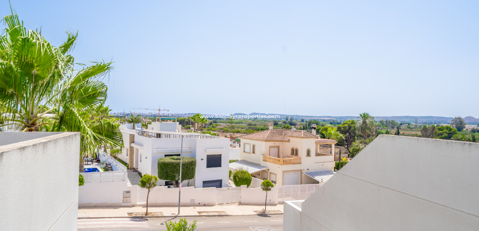 Resale - Detached - Urb. La Marina