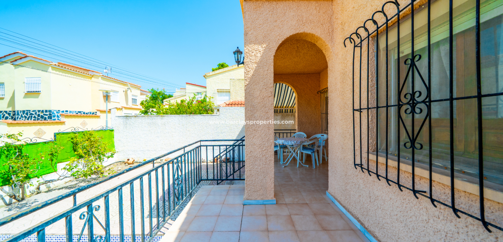 Resale - Detached - Urb. La Marina
