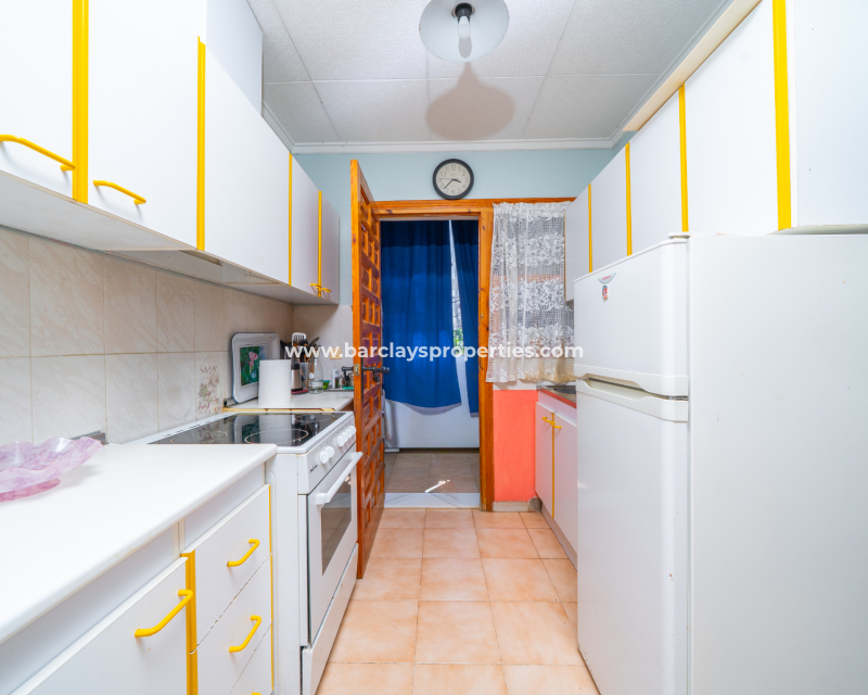 Resale - Detached - Urb. La Marina