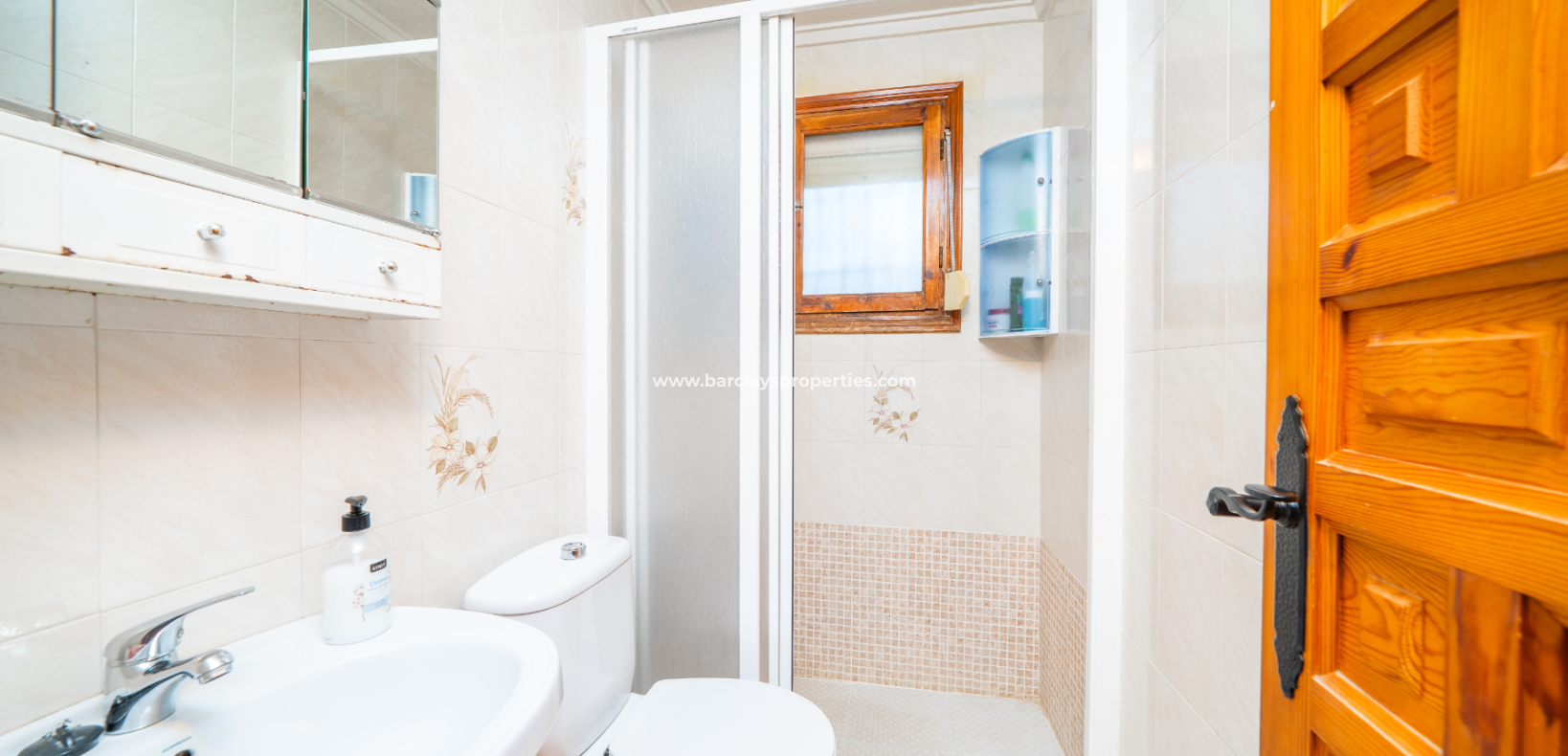 Resale - Detached - Urb. La Marina