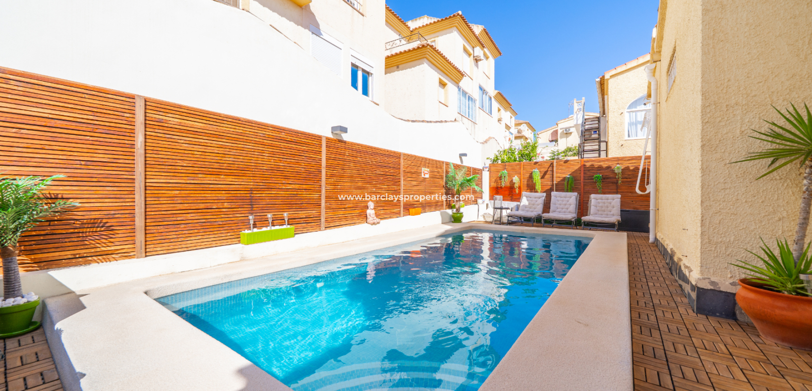 Resale - Detached - Urb. La Marina