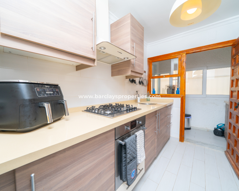 Resale - Detached - Urb. La Marina