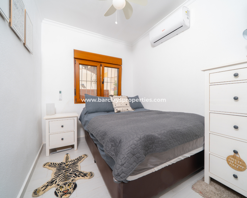 Resale - Detached - Urb. La Marina