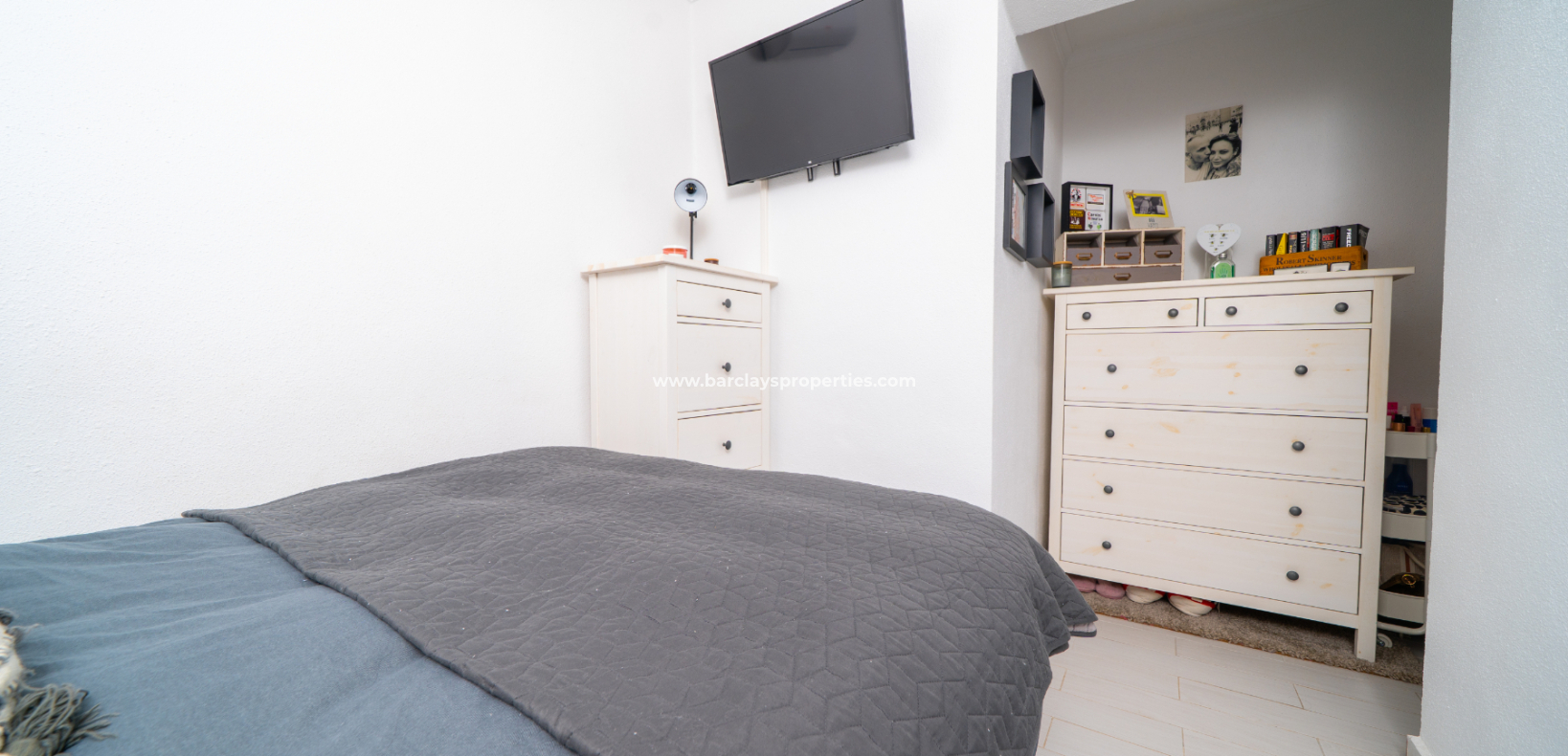 Resale - Detached - Urb. La Marina