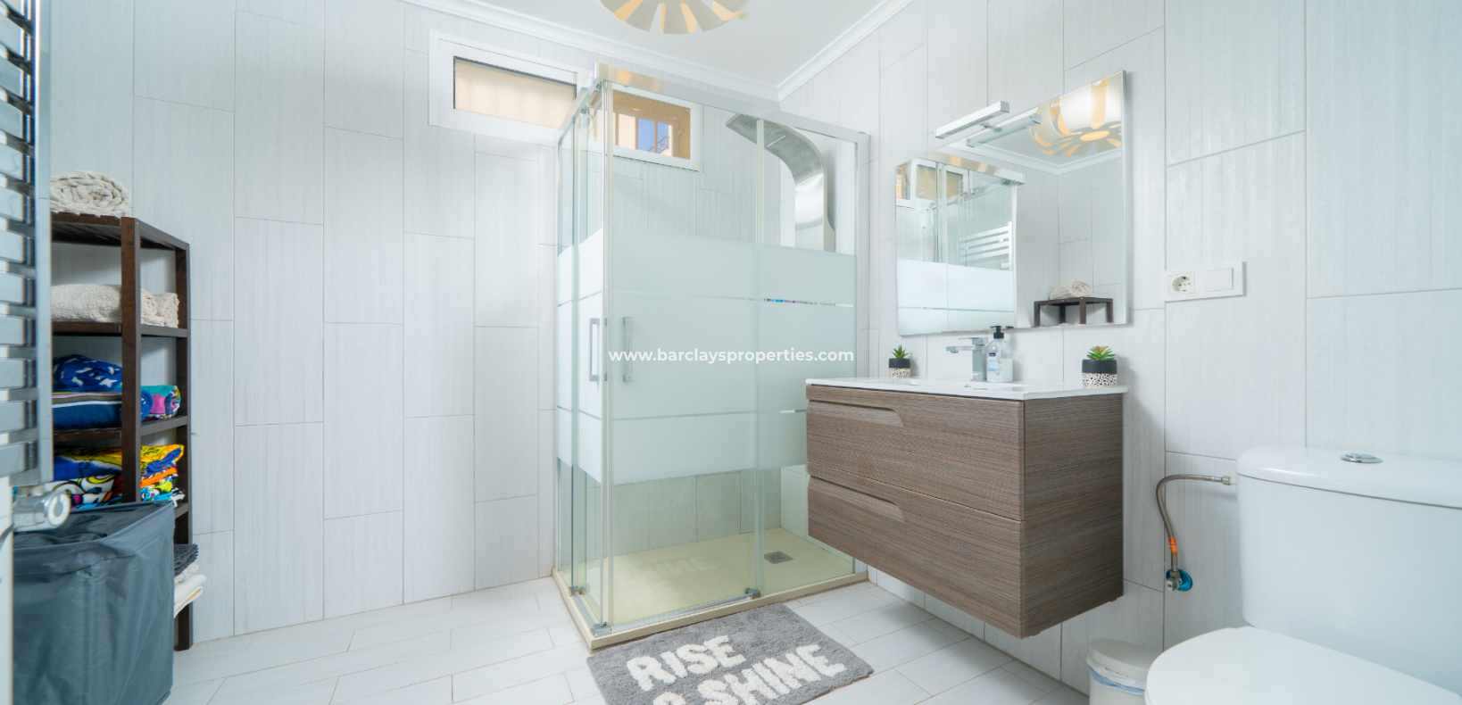 Resale - Detached - Urb. La Marina
