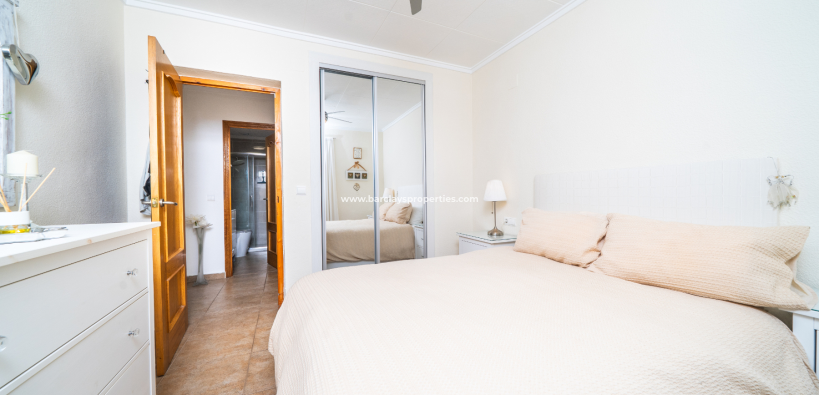 Resale - Detached - Urb. La Marina