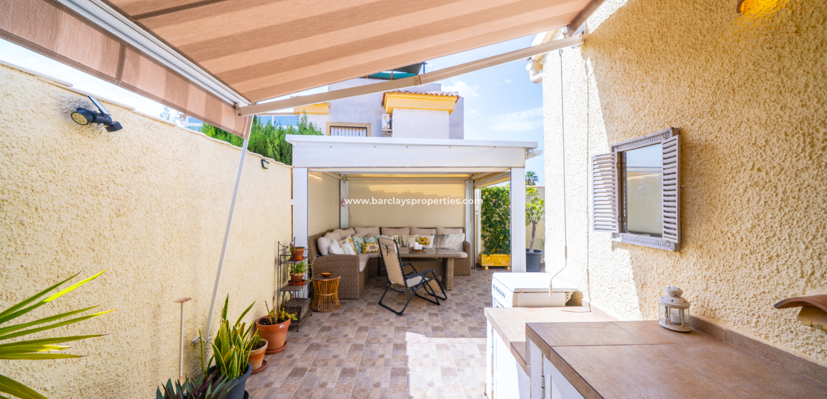 Resale - Detached - Urb. La Marina