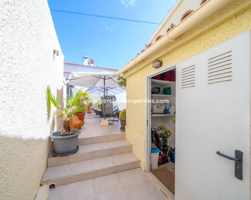 Resale - Detached - Urb. La Marina