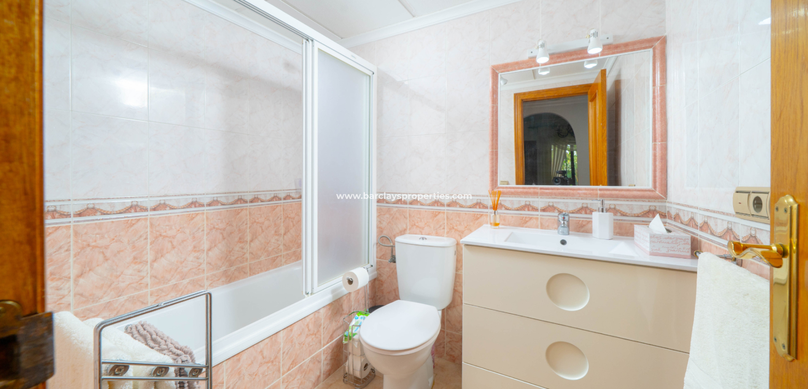 Resale - Detached - Urb. La Marina