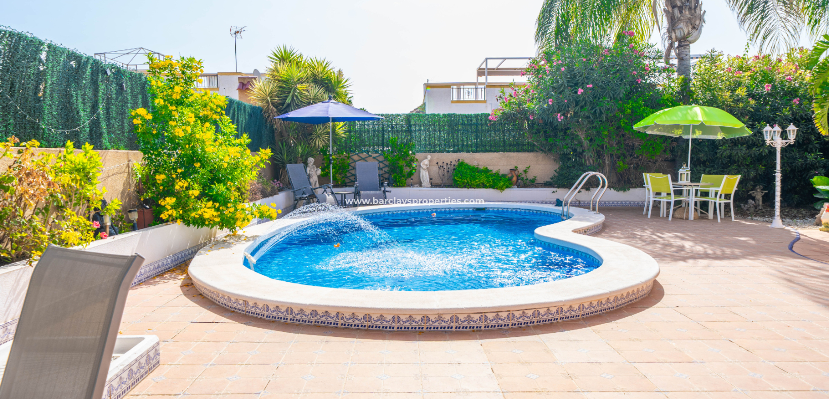 Resale - Detached - Urb. La Marina