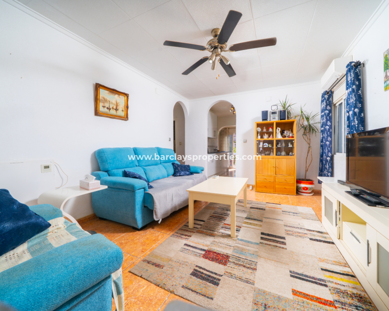 Resale - Detached - Urb. La Marina