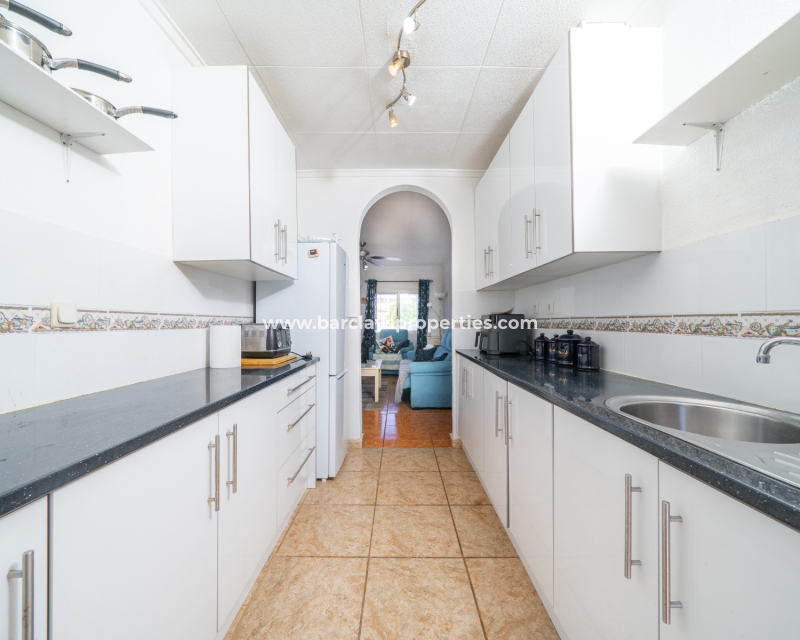Resale - Detached - Urb. La Marina