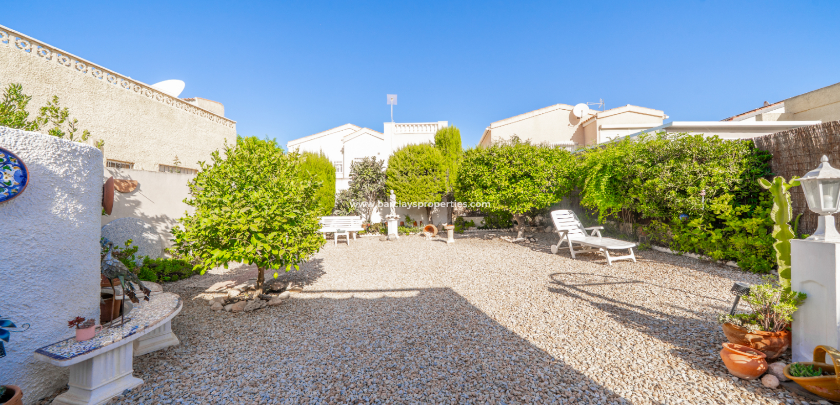 Resale - Detached - Urb. La Marina