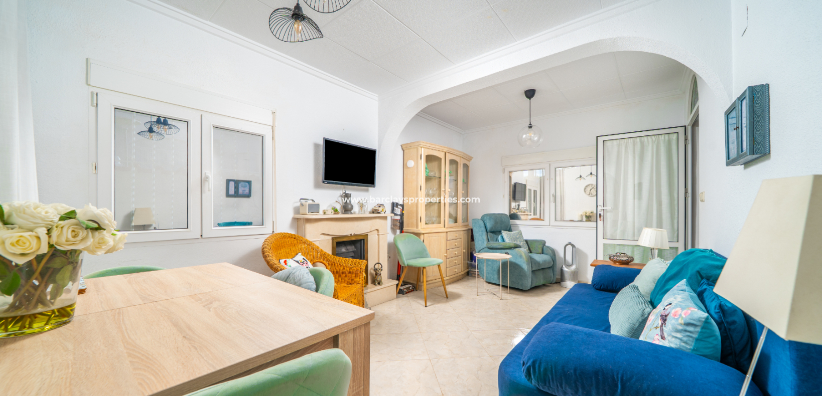 Resale - Detached - Urb. La Marina