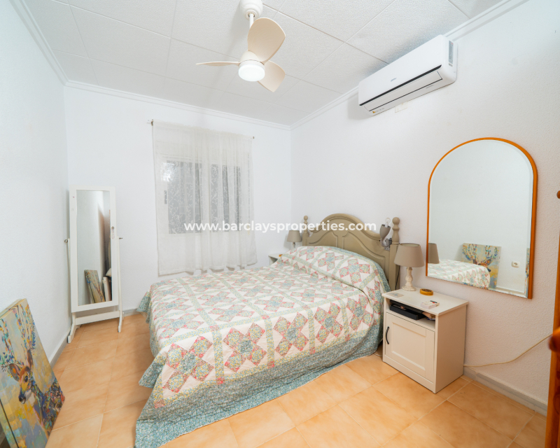 Resale - Detached - Urb. La Marina