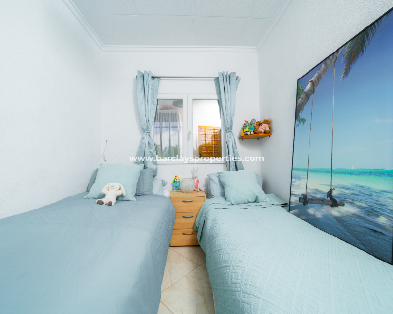 Resale - Detached - Urb. La Marina