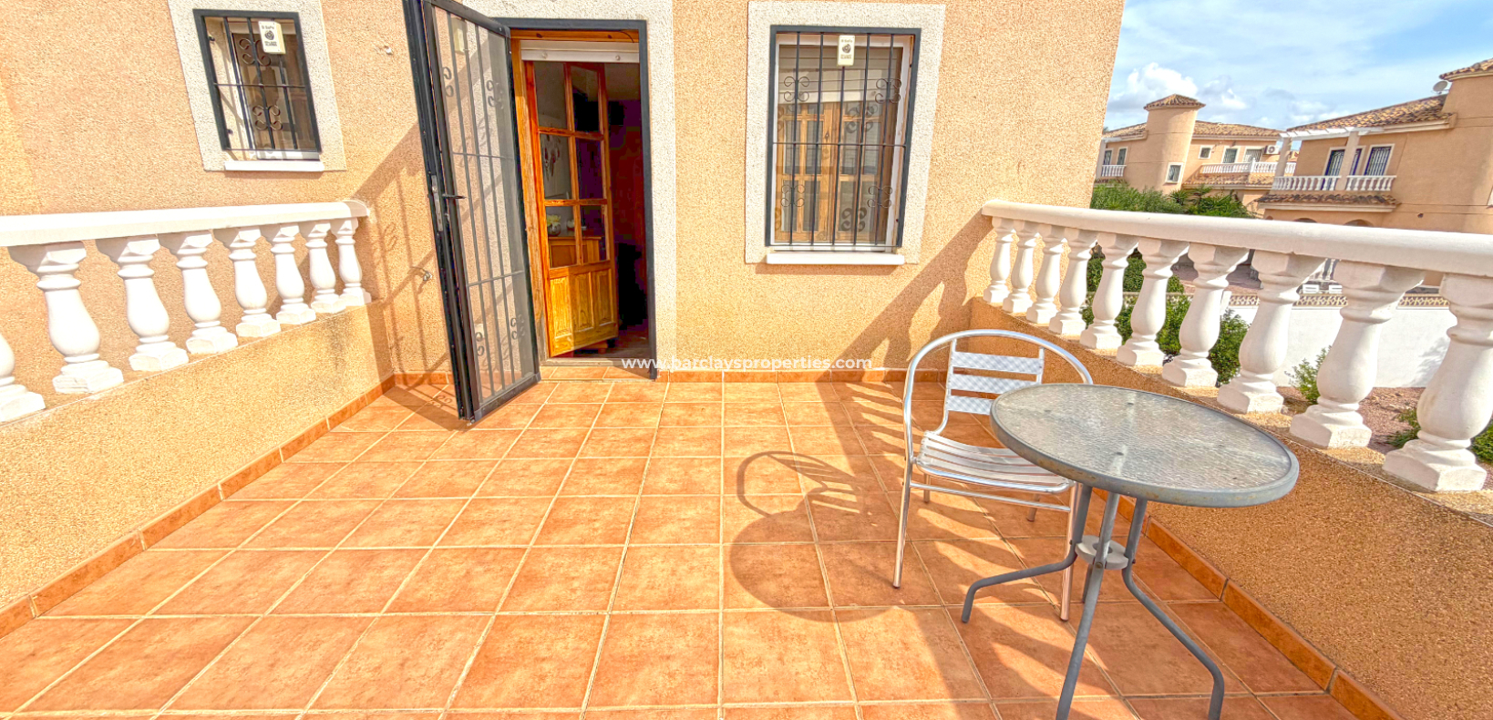 Resale - Detached - Urb. La Marina