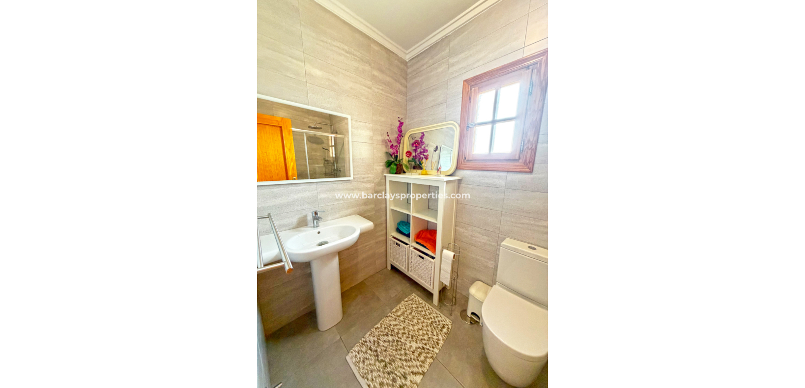 Resale - Detached - Urb. La Marina