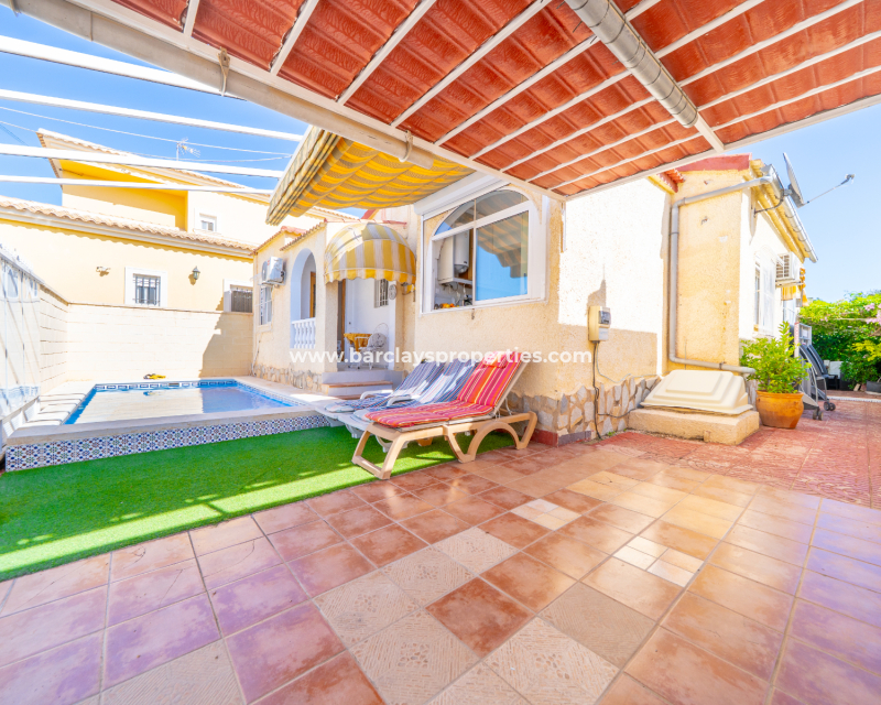 Resale - Detached - Urb. La Marina