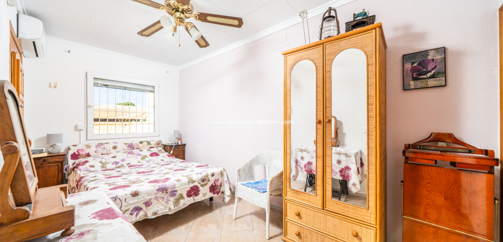 Resale - Detached - Urb. La Marina