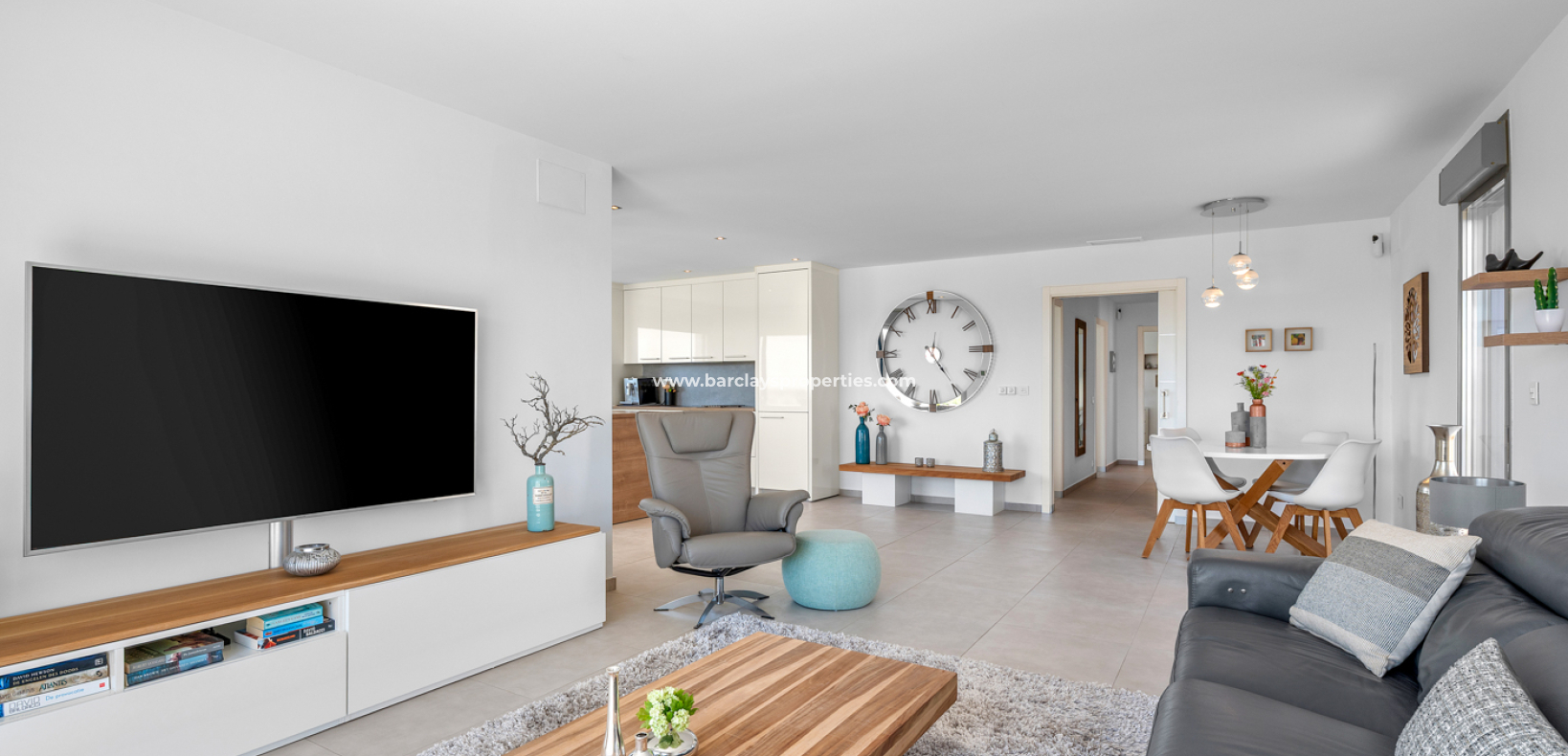 Resale - Detached - Urb. La Marina