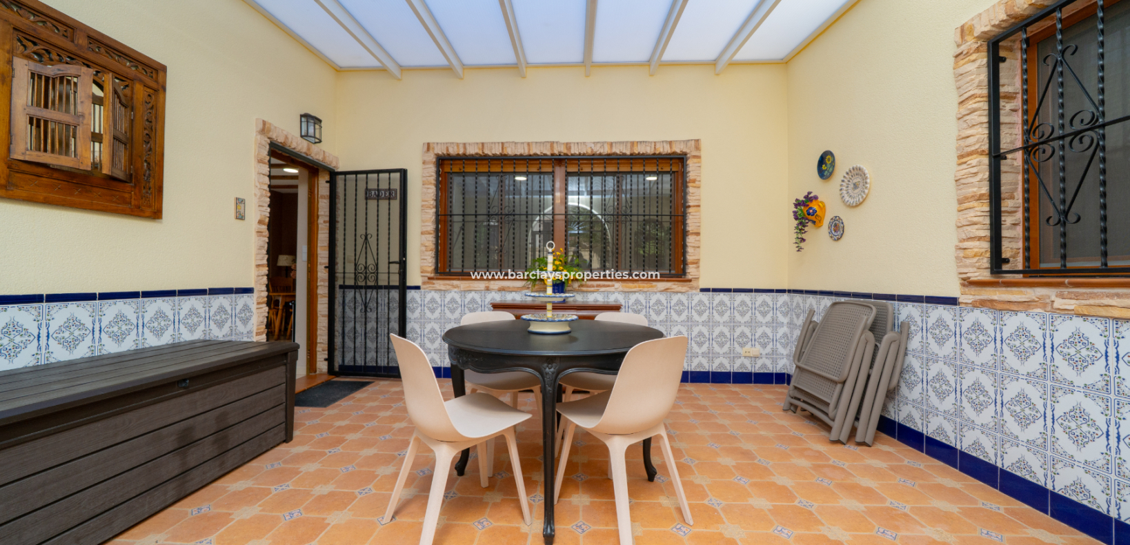Resale - Detached - Urb. La Marina