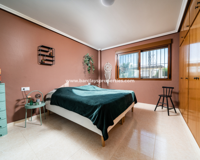 Resale - Detached - Urb. La Marina