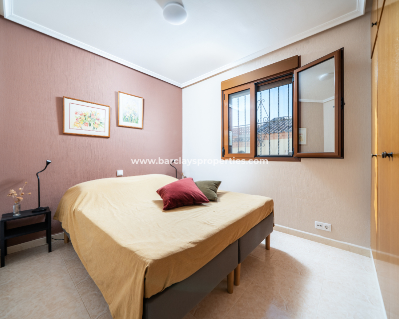 Resale - Detached - Urb. La Marina