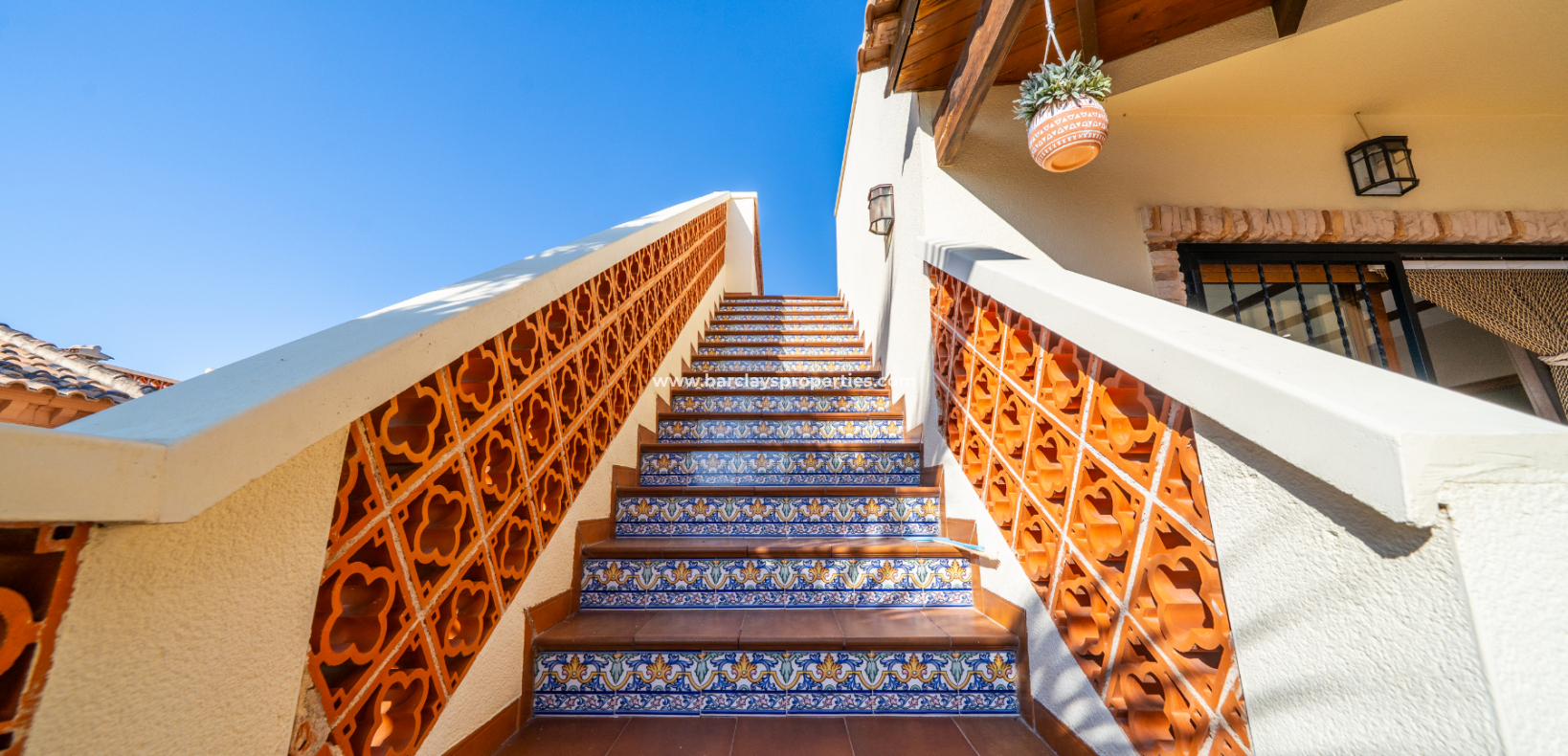 Resale - Detached - Urb. La Marina