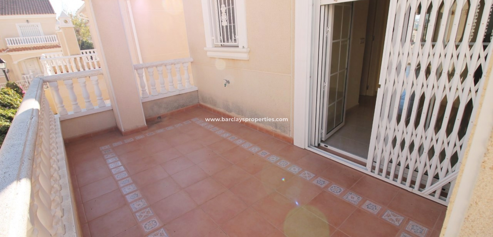 Resale - Detached - Urb. La Marina