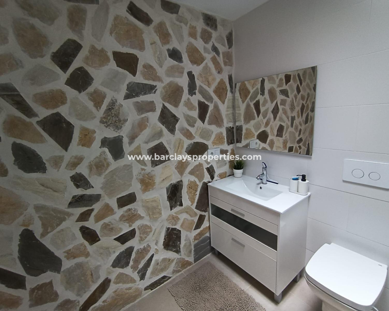 Resale - Freistendhe Villa - Daya Nueva