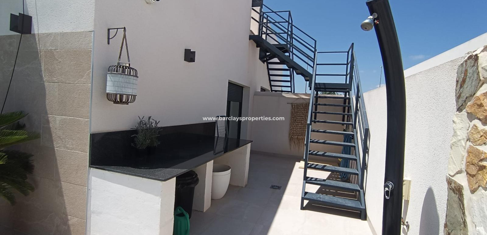 Resale - Freistendhe Villa - Daya Nueva