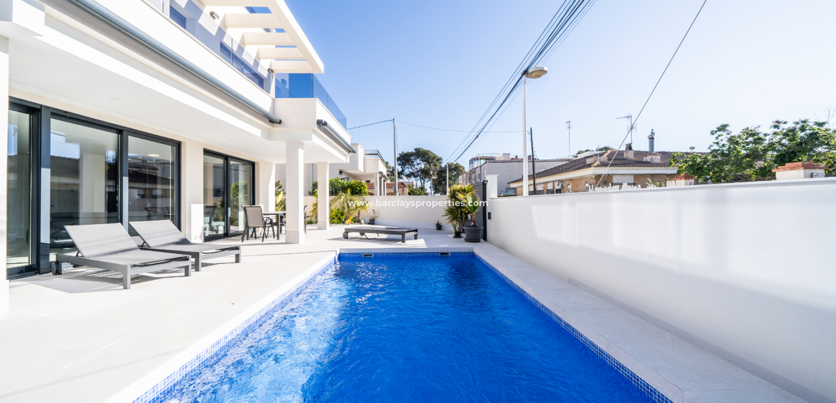 Resale - Freistendhe Villa - Guardamar del Segura - Urb Costabella