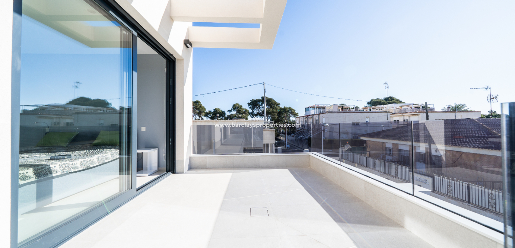 Resale - Freistendhe Villa - Guardamar del Segura - Urb Costabella