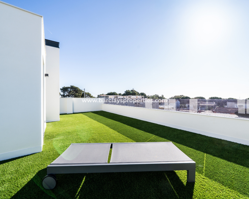 Resale - Freistendhe Villa - Guardamar del Segura - Urb Costabella