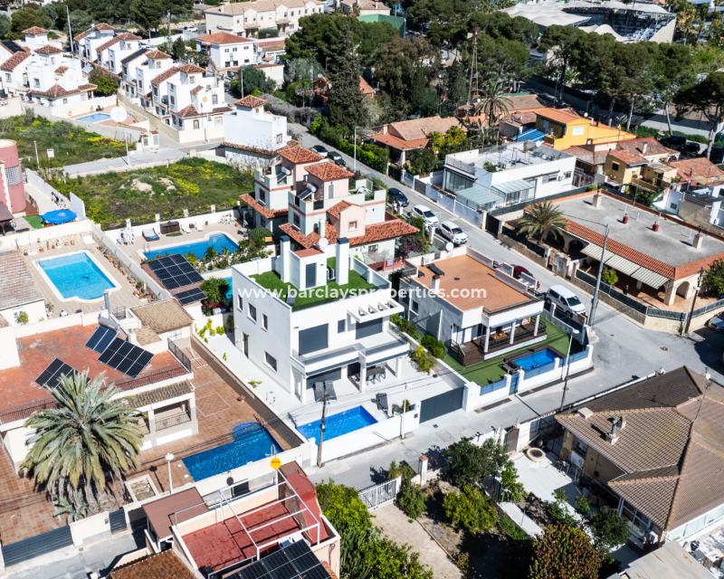 Resale - Freistendhe Villa - Guardamar del Segura - Urb Costabella