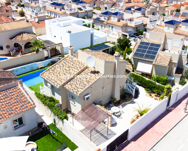 Resale - Freistendhe Villa - Rojales