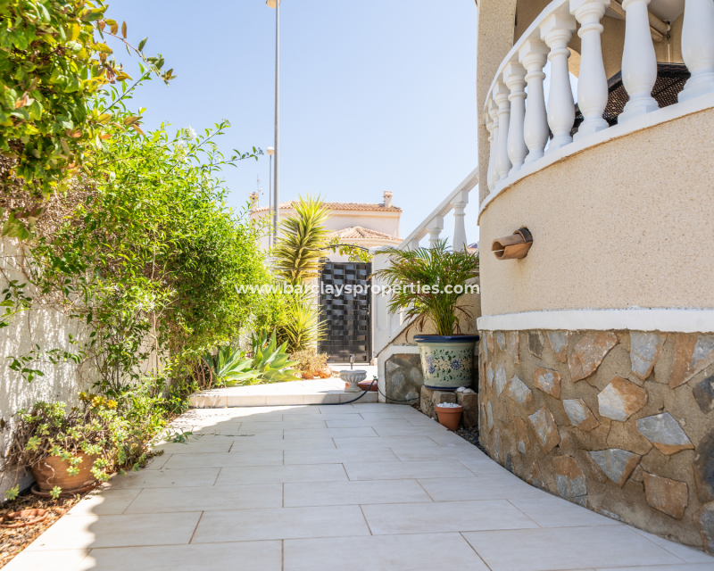 Resale - Freistendhe Villa - Rojales