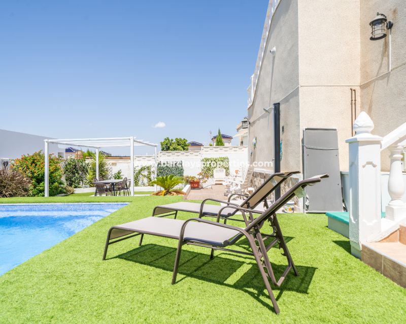 Resale - Freistendhe Villa - Rojales