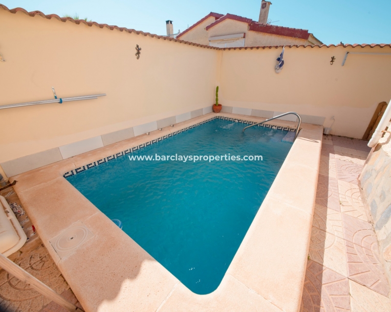 Resale - Freistendhe Villa - Urb. La Marina