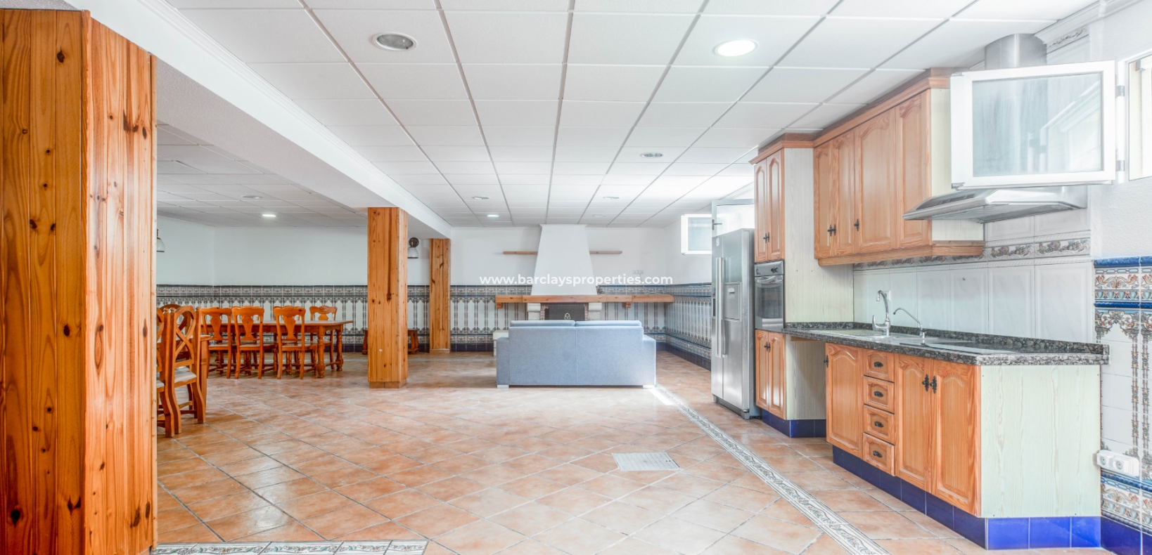 Resale - Freistendhe Villa - Urb. La Marina