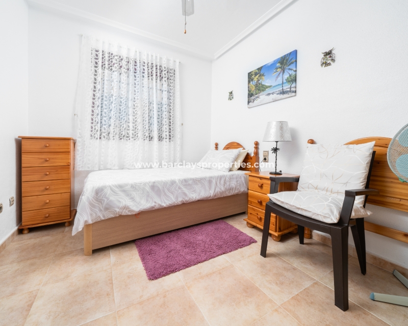 Resale - Freistendhe Villa - Urb. La Marina